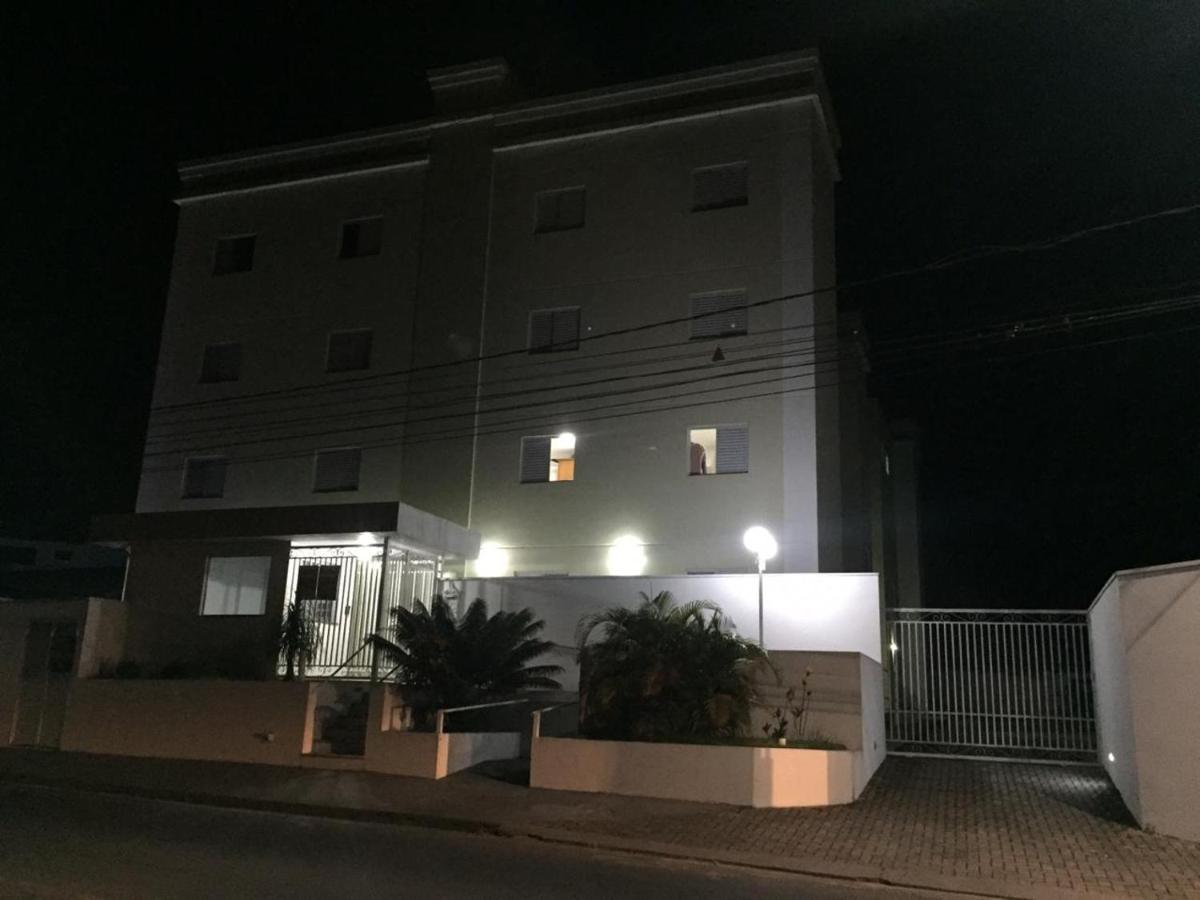 Novissimo Apto No Centro De Águas de São Pedro المظهر الخارجي الصورة